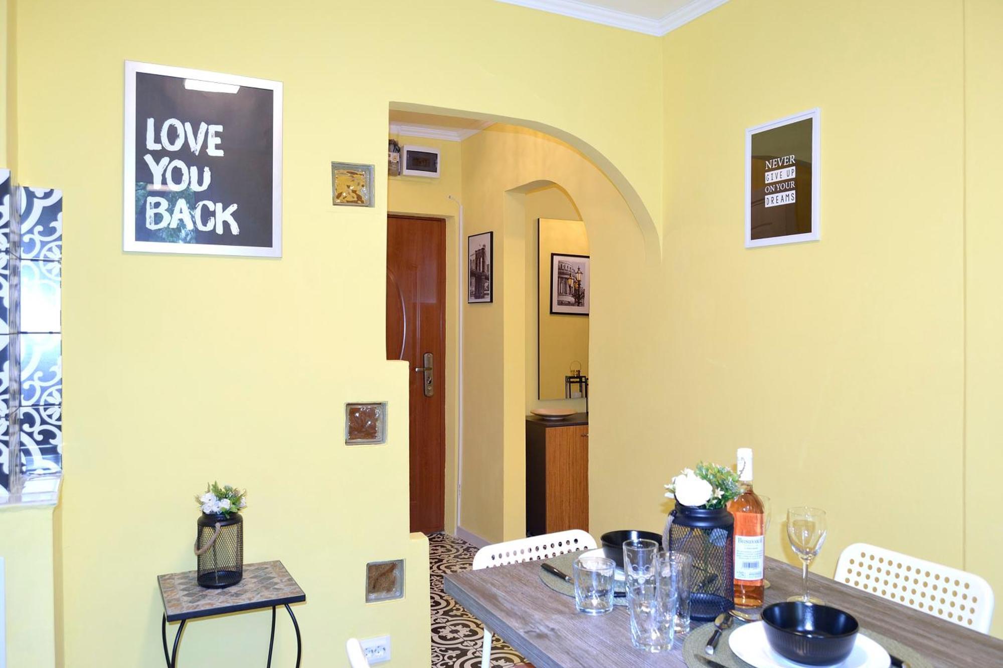 Cozy 2 Rooms Apartment Drumul Taberei Bucharest Exterior photo